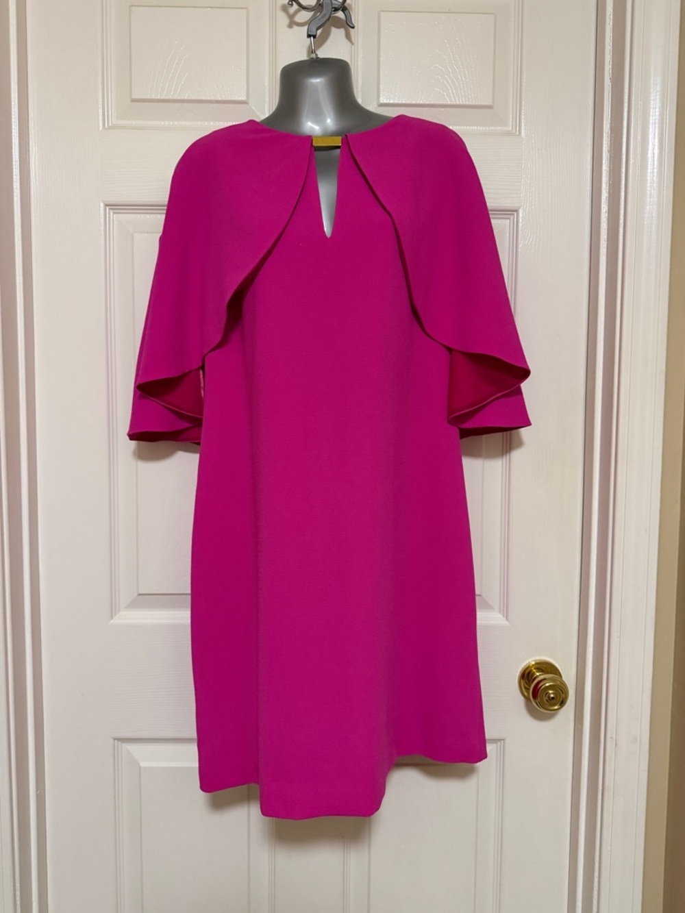 Trina Turk Fuchsia Cape-Sleeve Shift Dress
